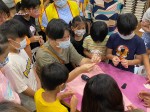 1120729社區共讀站活動-讀萬卷書行萬里路3:LINE_ALBUM_20230729社區共讀站活動（手工鞋製作）_230729_38