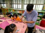 1120729社區共讀站活動-讀萬卷書行萬里路3:LINE_ALBUM_20230729社區共讀站活動（手工鞋製作）_230729_40